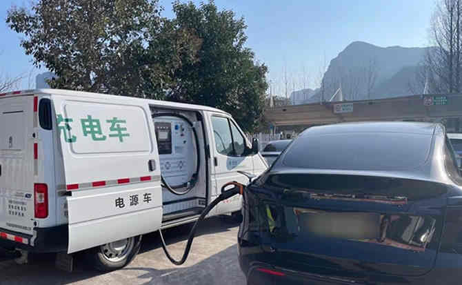 砚山汽车搭电